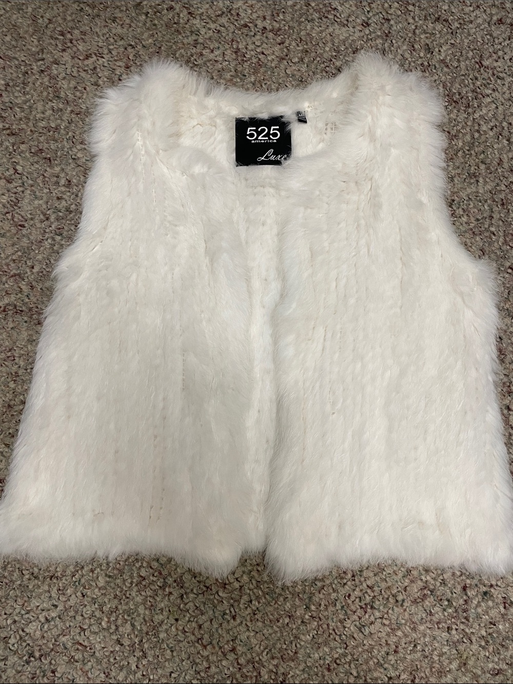 Real fur 525 America lux White Open Vest- like new
